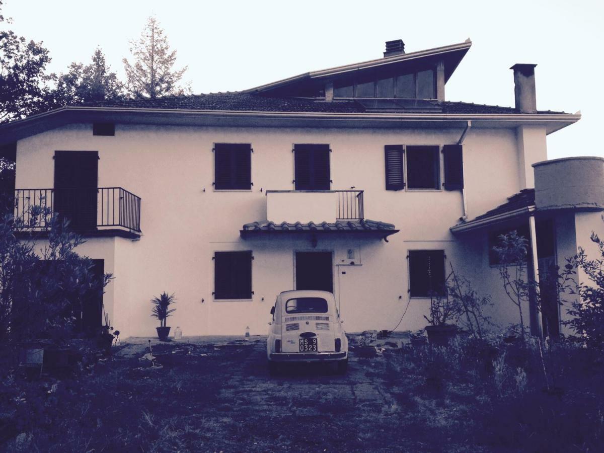 Gasthaus Le Apuane Mezzana  Exterior foto